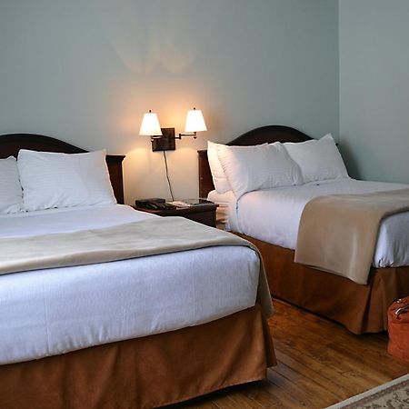 Anchor Inn Hotel And Suites Twillingate Dış mekan fotoğraf