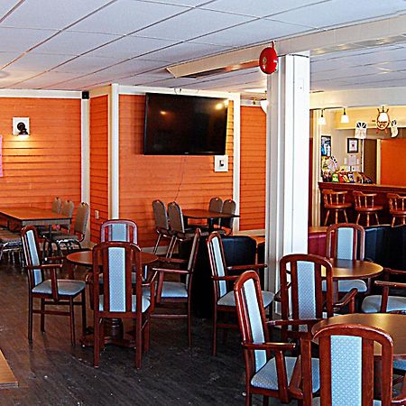Anchor Inn Hotel And Suites Twillingate Dış mekan fotoğraf